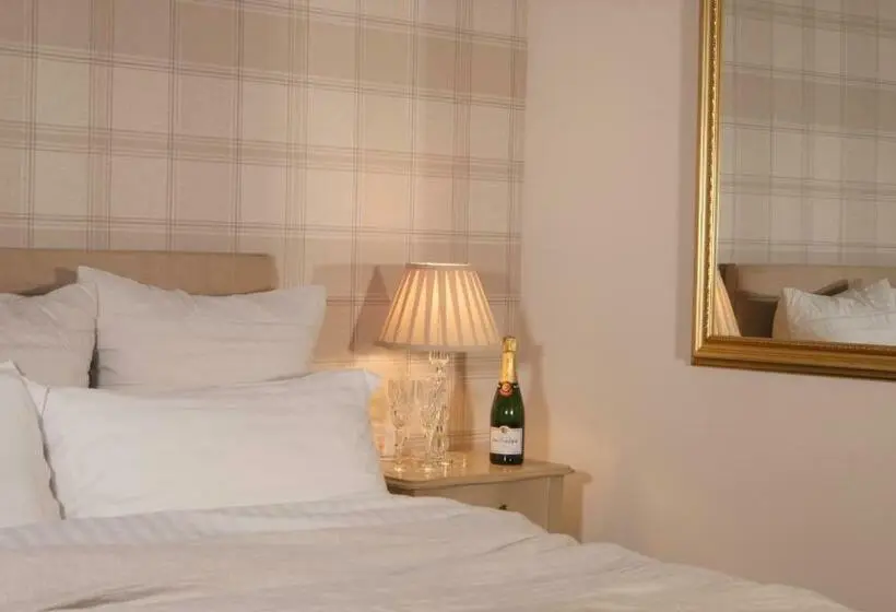 キングサイズベッドのスイートルーム, Strathardle Lodge