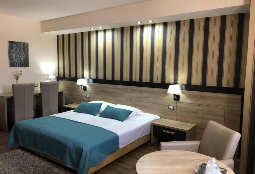 Номер Deluxe, Pensiunea Lido