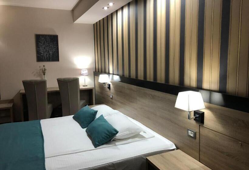 Номер Deluxe, Pensiunea Lido