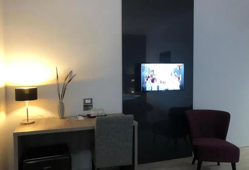 Executive-huone, Pensiunea Lido