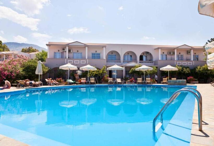 プールビュースーペリアワンルーム, Georgioupolis Beach