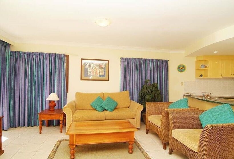 Апартаменты 1 Спальня Вид на Море, At Water's Edge Resort