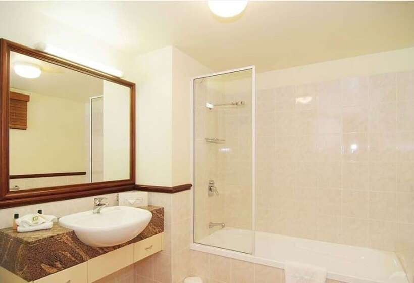 Апартаменты 2 Спальни Вид на Море, At Water's Edge Resort