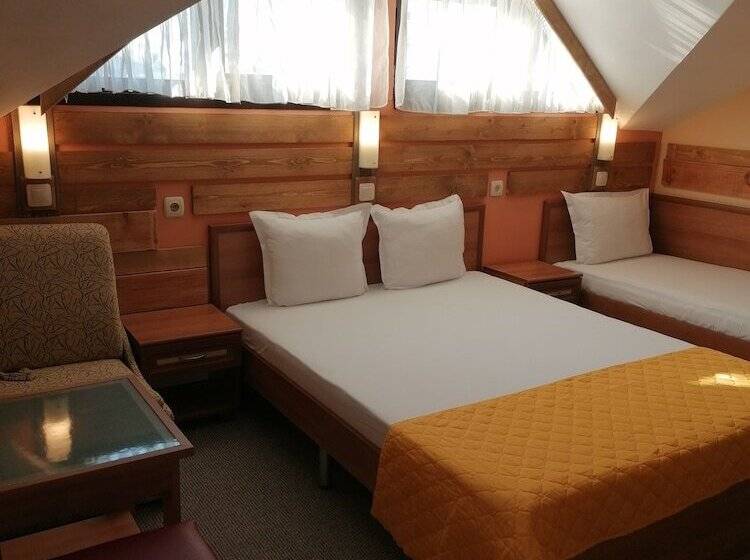 חדר סטנדרט לשלושה, Boutique Guest House Ikonomov