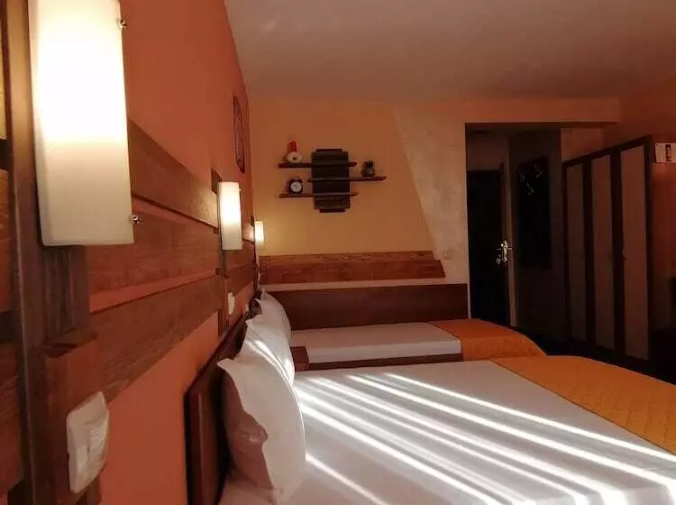 اتاق خانوادگی, Boutique Guest House Ikonomov