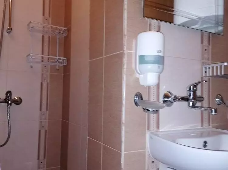 استودیو خانوادگی, Boutique Guest House Ikonomov
