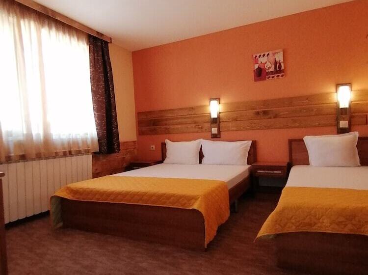 חדר סטנדרט לשלושה, Boutique Guest House Ikonomov