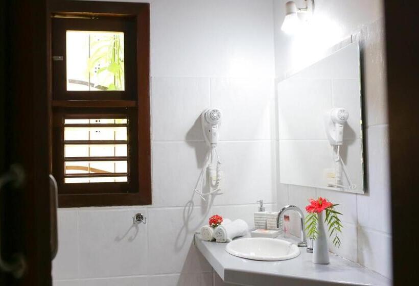 جناح عائلي, Brasil Tropical Village