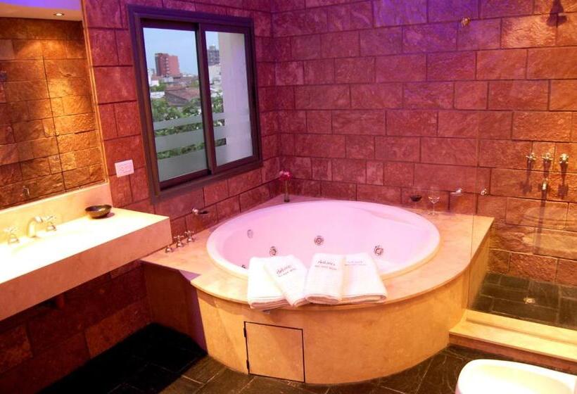 이그제큐티브 스위트, Delvino Boutique