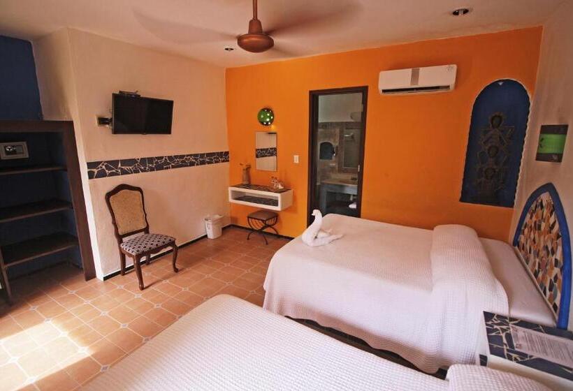 Номер Стандарт, Mary Carmen