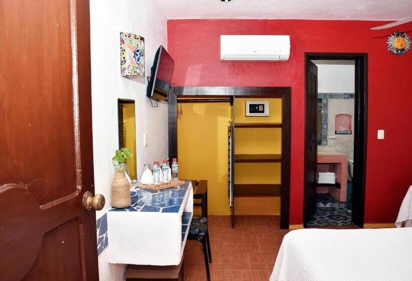 Номер Стандарт Трехместный, Mary Carmen