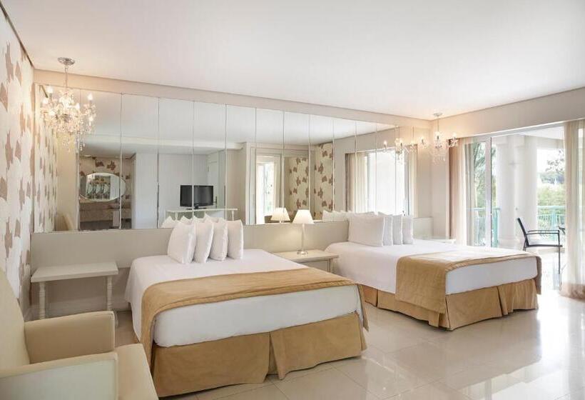 Pokój Czteroosobowy Superior, Mavsa Resort