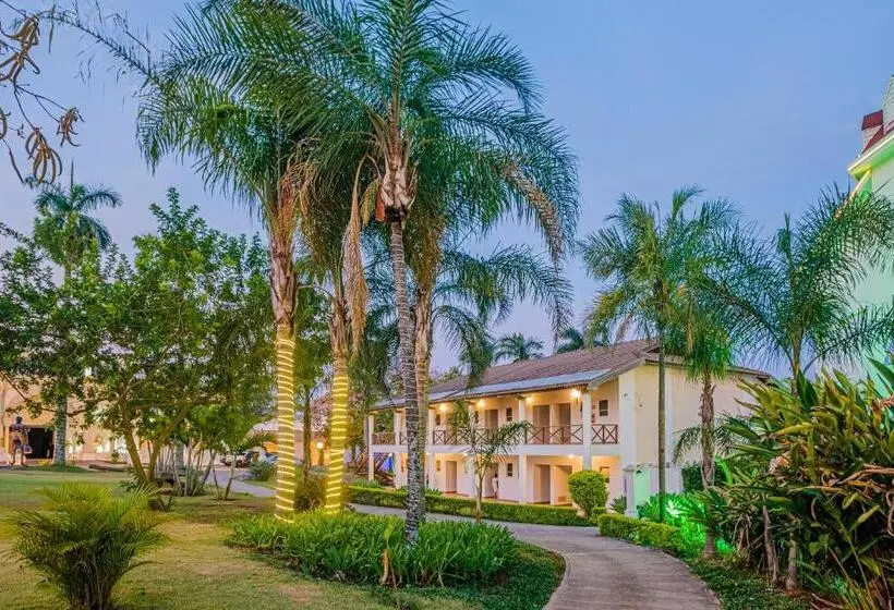 スーペリアトリプルルーム, Mavsa Resort