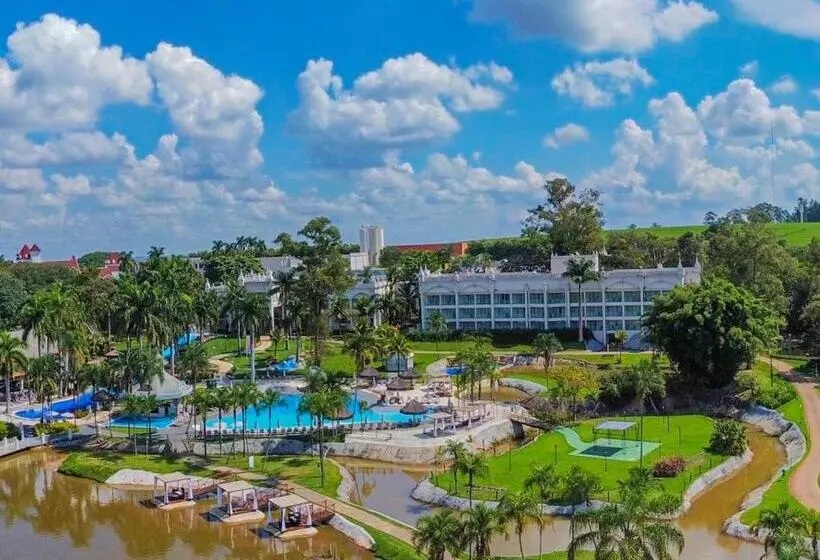スーペリアトリプルルーム, Mavsa Resort