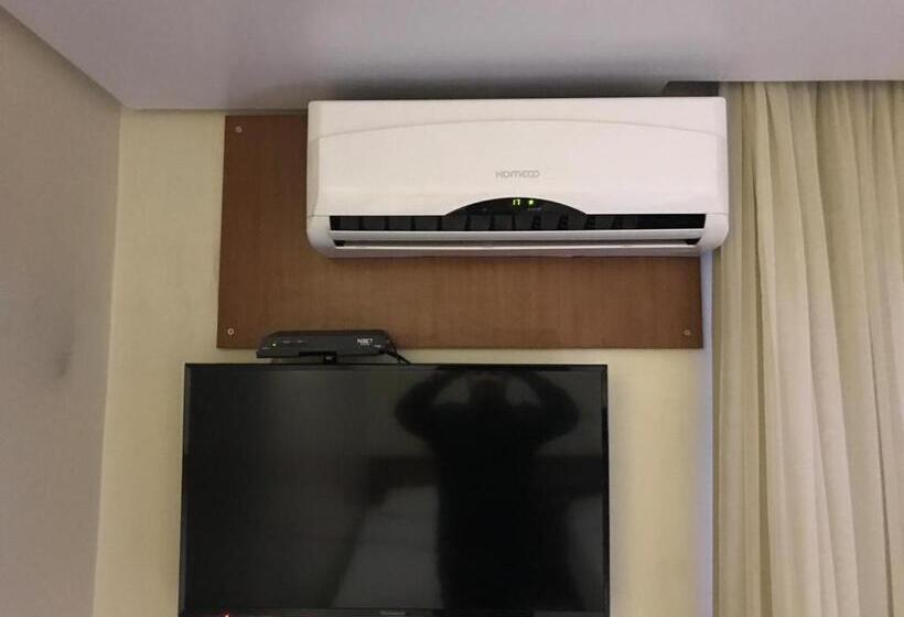 スタンダードルーム, Oft Plaza Oeste