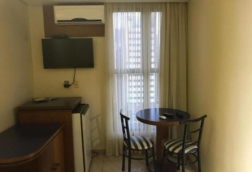 スタンダードトリプルルーム, Oft Plaza Oeste