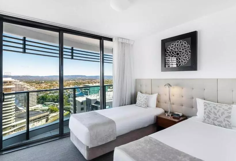 2 Bedroom Premium Apartment Sea View, Peppers Broadbeach