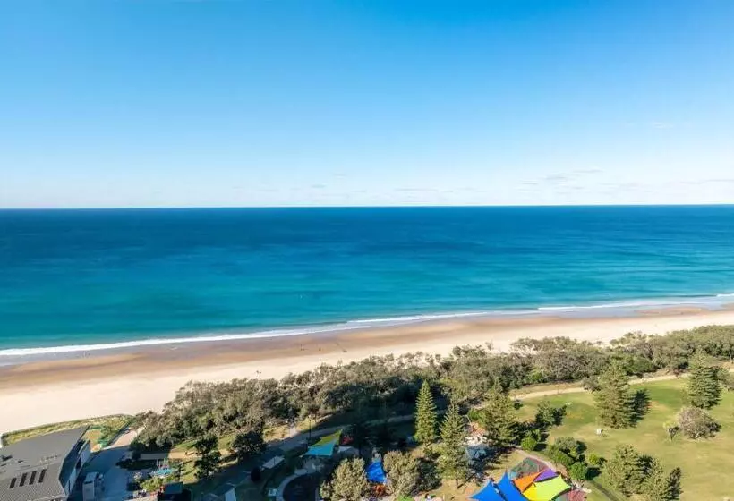 2 Bedroom Premium Apartment Sea View, Peppers Broadbeach