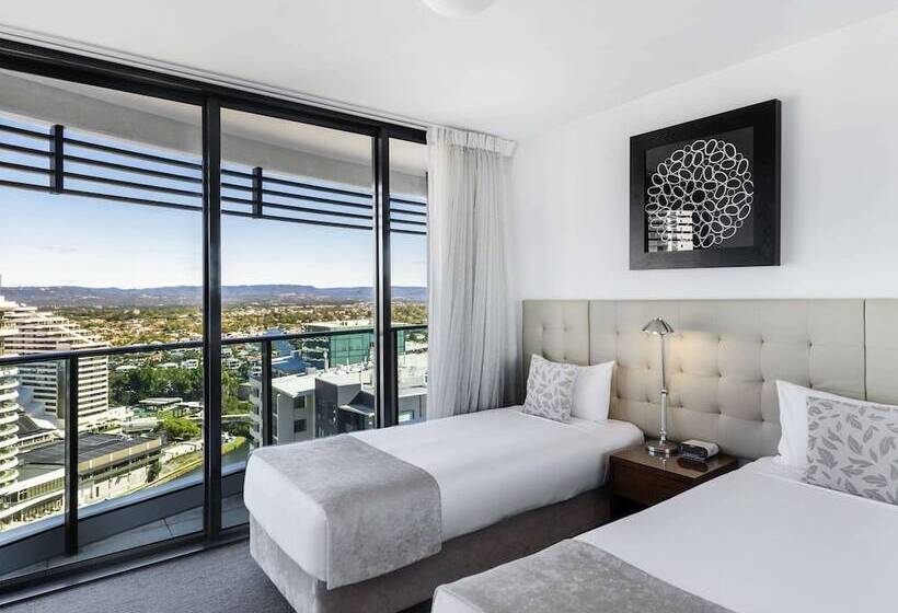 2 Bedroom Premium Apartment Sea View, Peppers Broadbeach