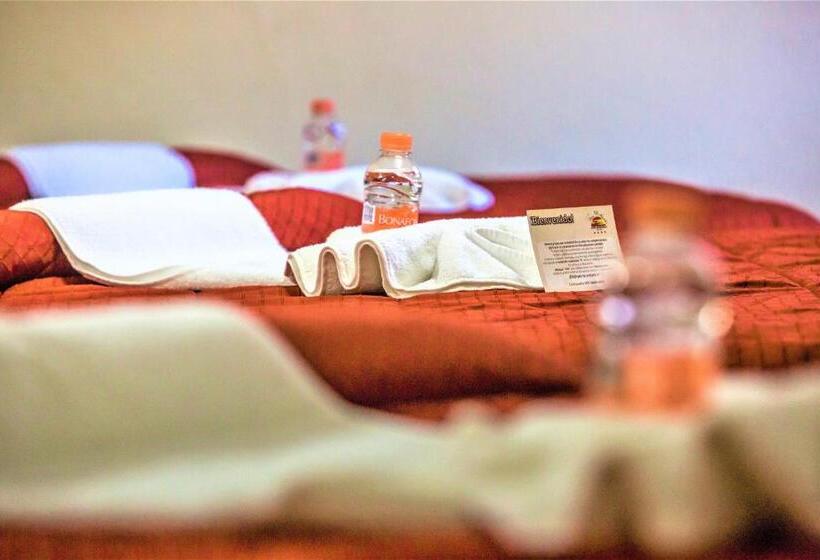 חדר סטנדרט לשלושה, Plaza Mirador