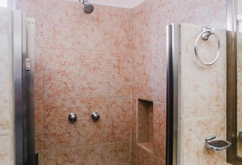 חדר סטנדרט לשלושה, Plaza Mirador