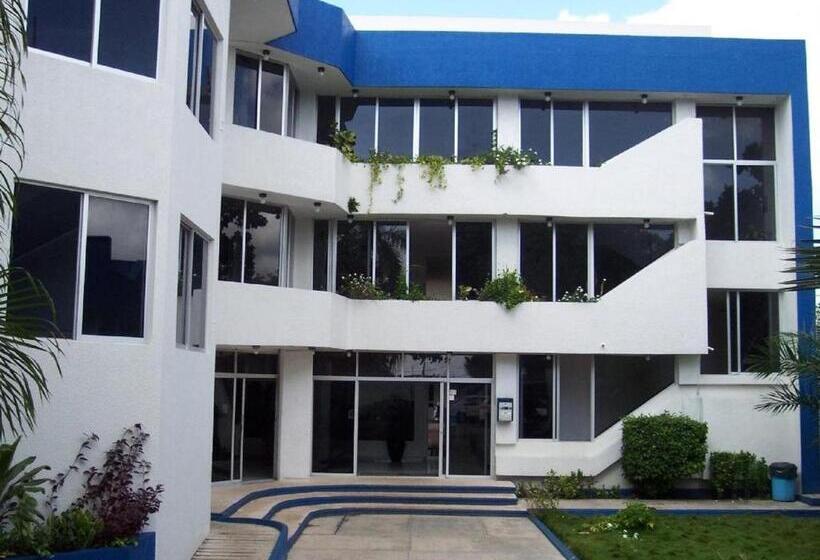 غرفه قياسيه سريرين مزدوجين, Principe