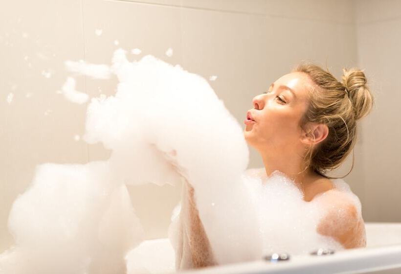 סוויטת ג'וניור םע נוף, Pullman Adelaide