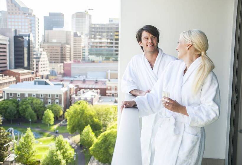 סוויטת ג'וניור םע נוף, Pullman Adelaide