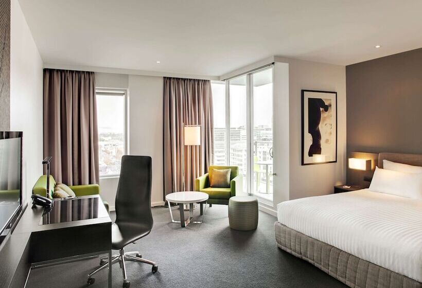 סוויטת ג'וניור םע נוף, Pullman Adelaide