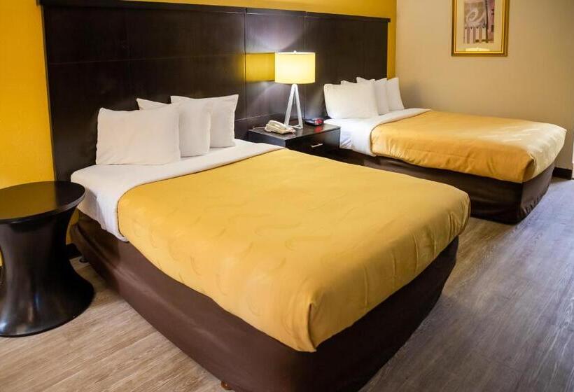 غرفه قياسيه سريرين مزدوجين, Quality Inn Richmond Hill  Savannah I95