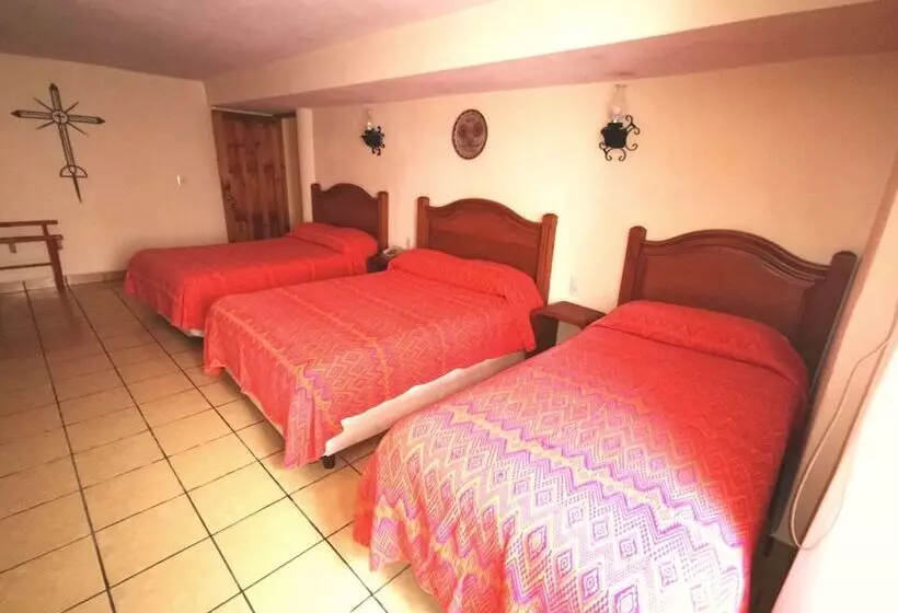 اتاق استاندارد سه نفره, Rincon Del Arco