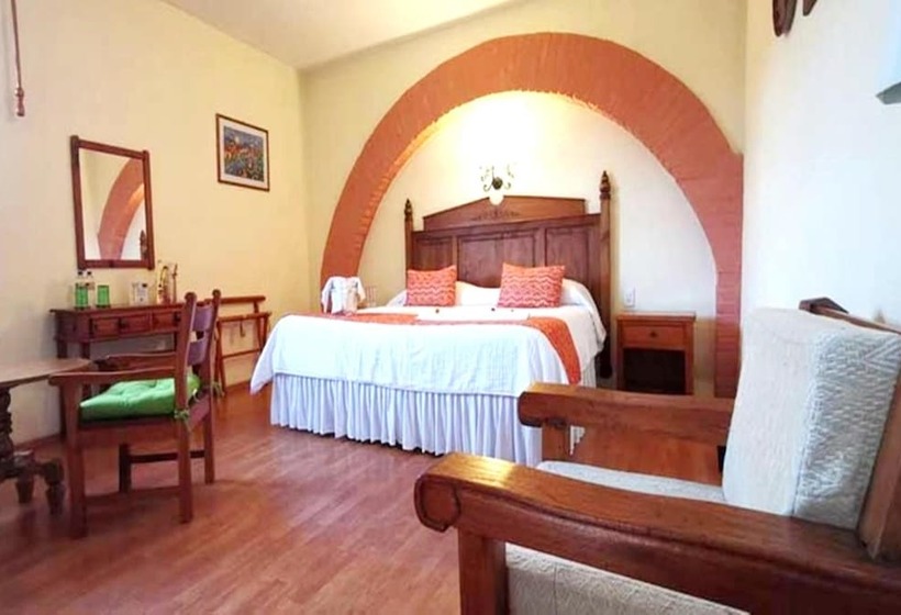 חדר סופריור, Rincon Del Arco