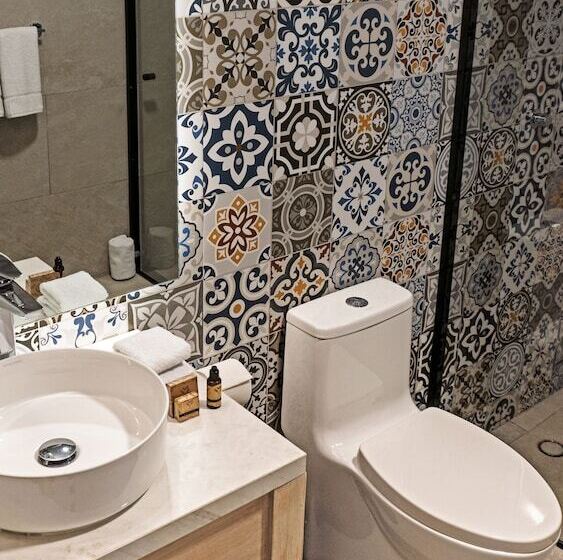 小型套房, Voco Royalty Puebla Downtown