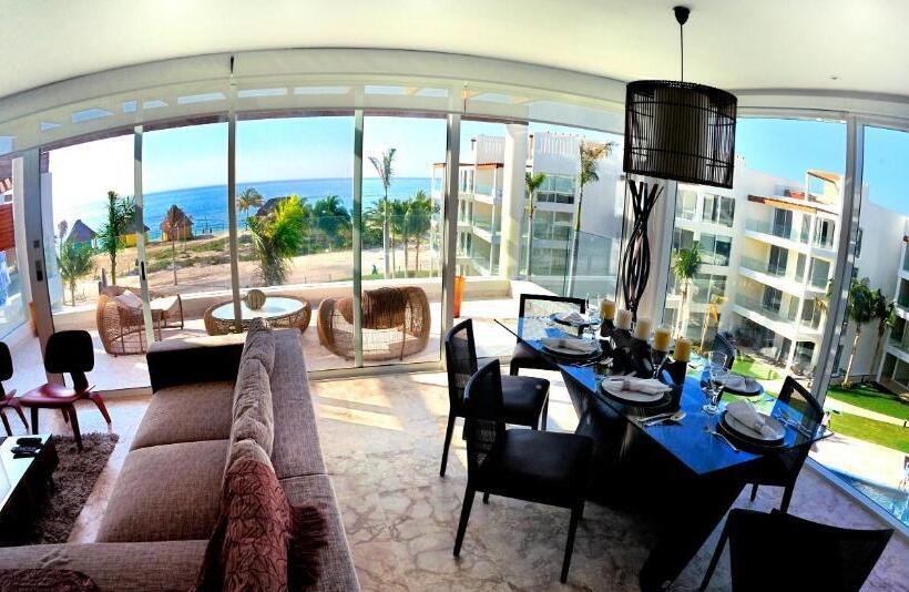 带2个卧室带海景的公寓, The Elements Oceanfront & Beachside Condo