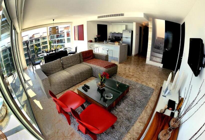 带2个卧室带海景的公寓, The Elements Oceanfront & Beachside Condo