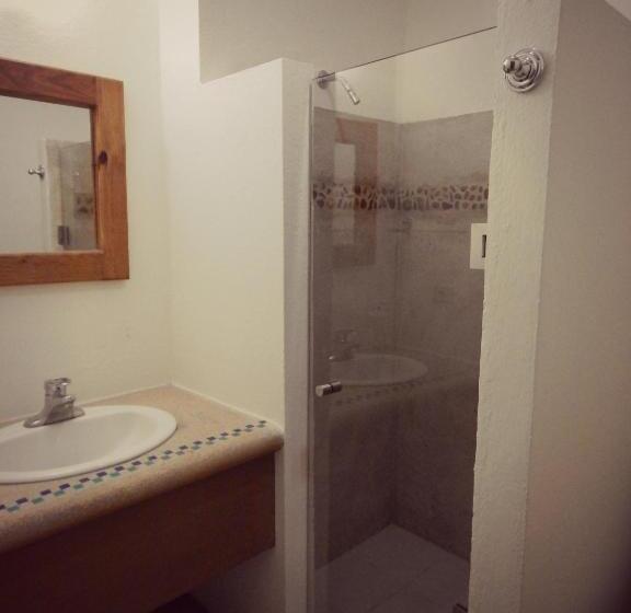 带大床的标准间, Marisol Hotel Boutique