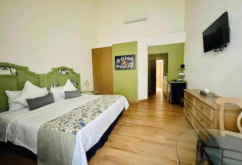 带大床的标准间, Marisol Hotel Boutique