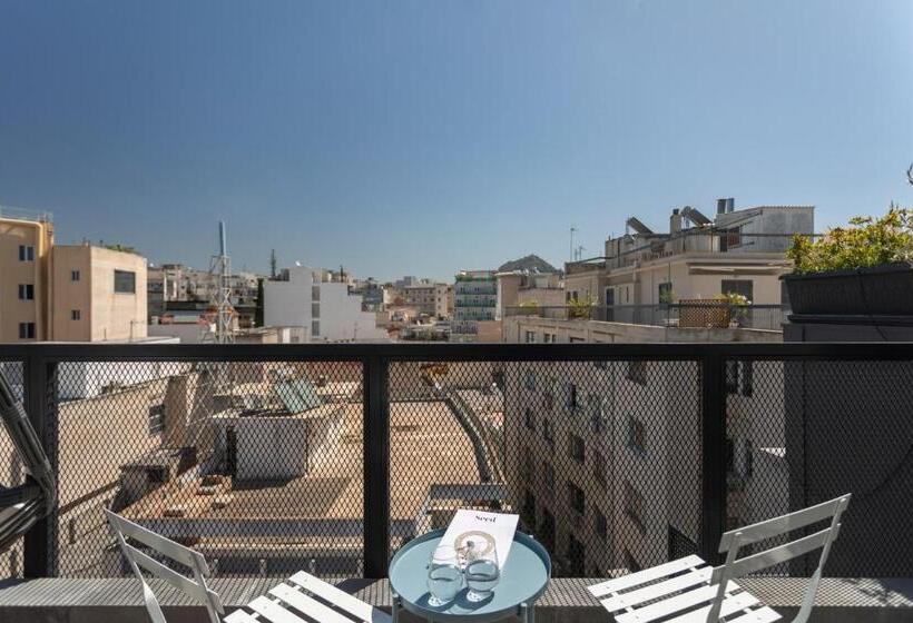 테라스 스위트, Melo Athens
