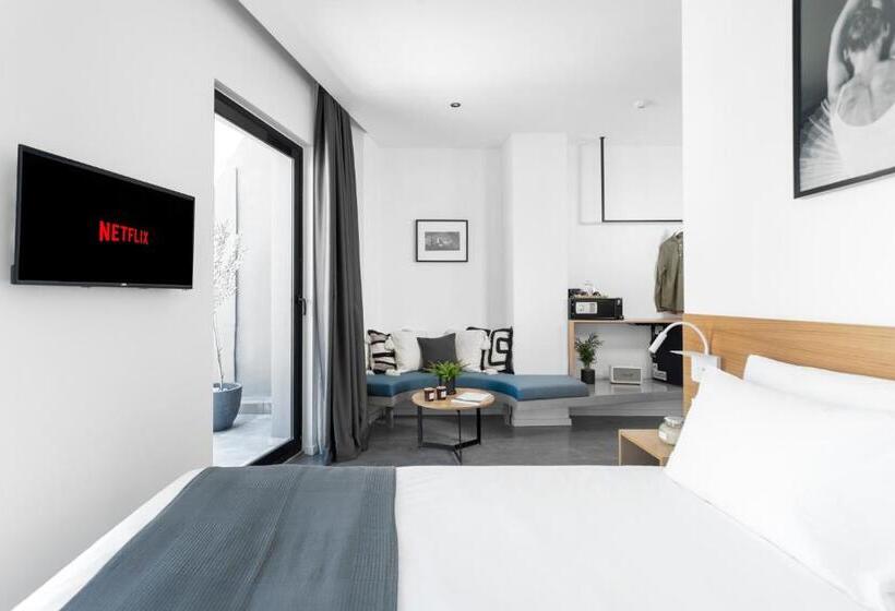 小型套房带阳台, Melo Athens