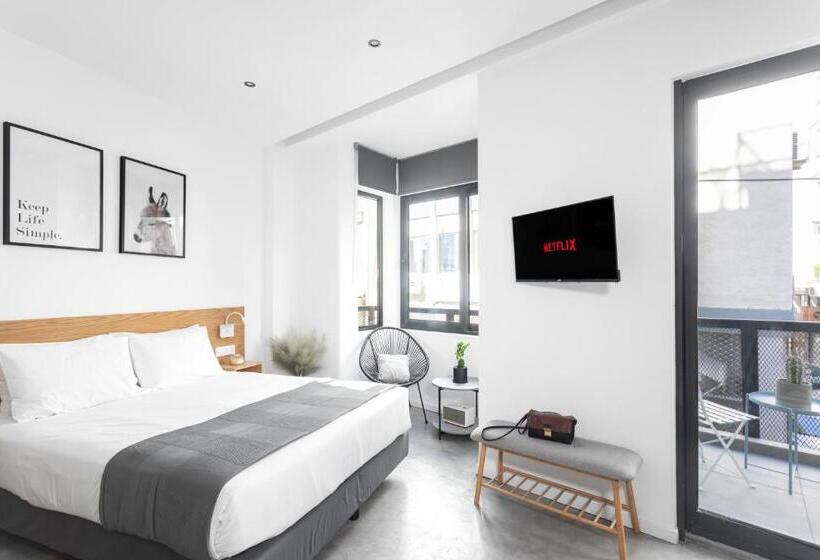 小型套房带阳台, Melo Athens