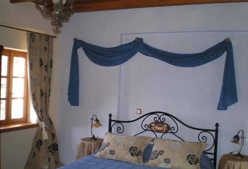 标准三人间, Petradi1873