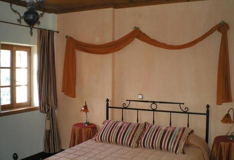 标准三人间, Petradi1873