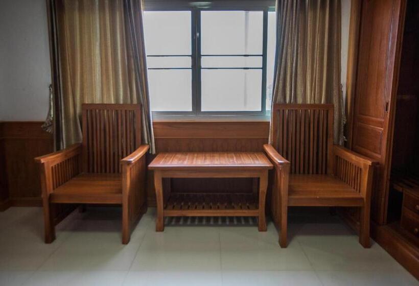 اتاق استاندارد, Siya House