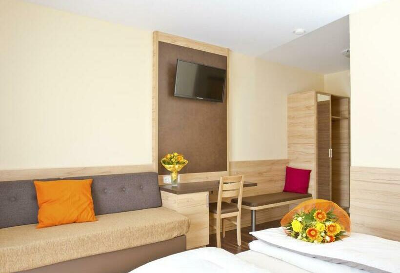 标准单人间, Pension Einsiedl