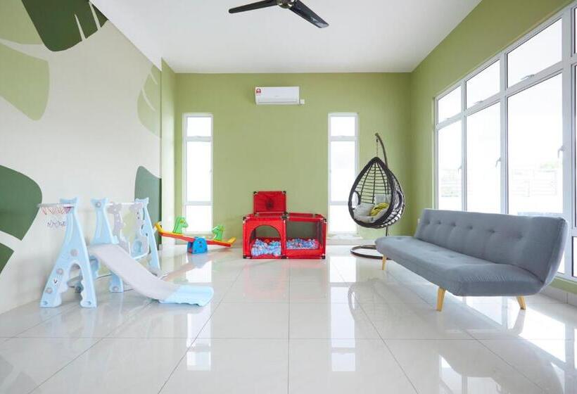 غرفة قياسية ثلاثية مطلة علي الحديقة, Desaru Arcadia Villa By Convergence