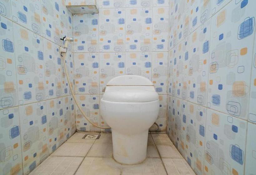 スタンダードルーム, Reddoorz At Oro Oro Ombo Batu