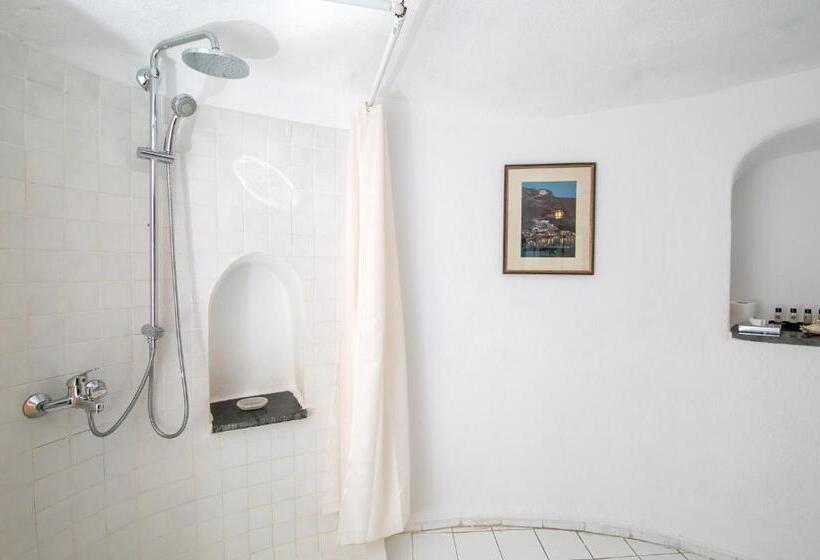 Suite avec Vues, Alexander's Suites