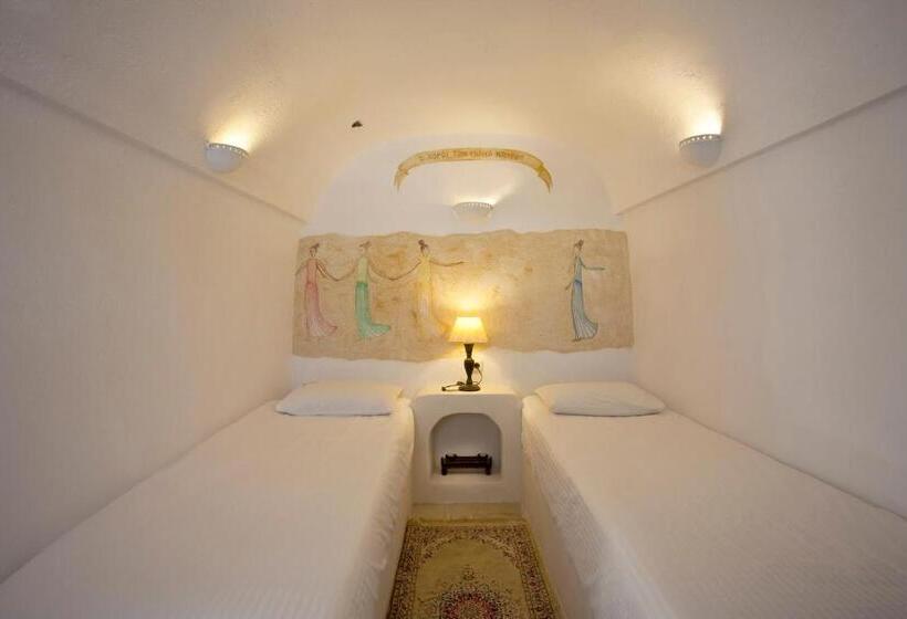 Suite Familiale, Alexander's Suites