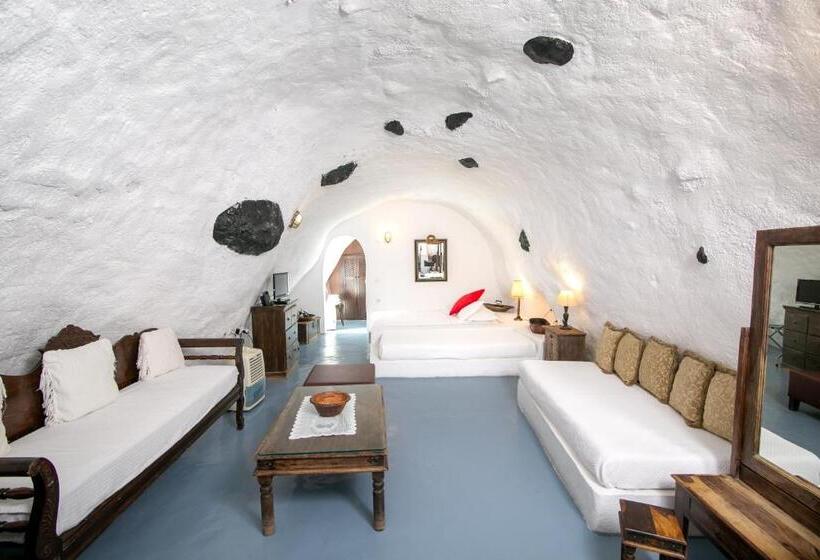 Suite Familiale, Alexander's Suites