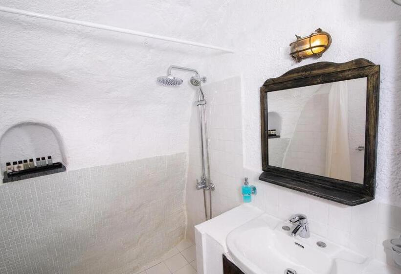 Suite Familiale, Alexander's Suites